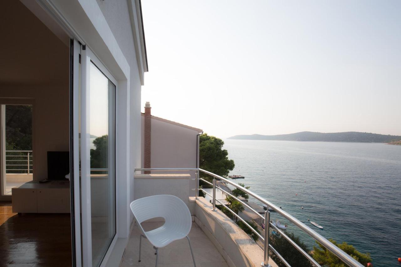 Vila Visnjic Grebastica Exterior photo