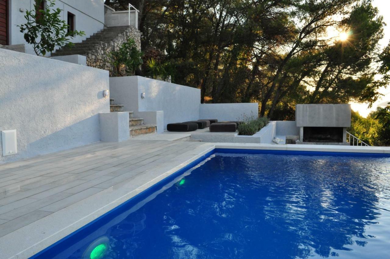 Vila Visnjic Grebastica Exterior photo