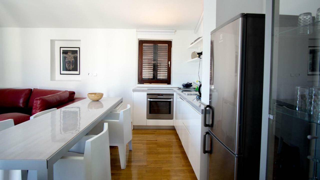 Vila Visnjic Grebastica Exterior photo